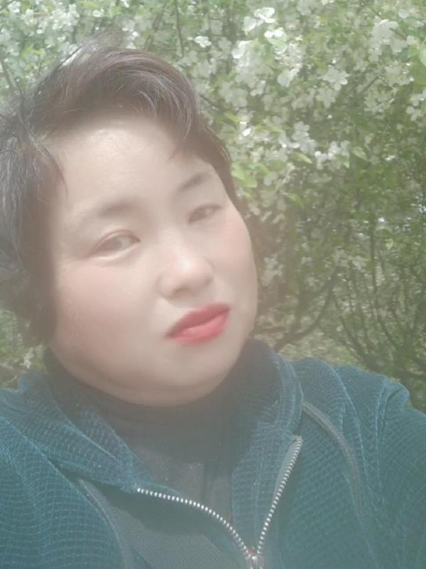 小恶魔女孩图片